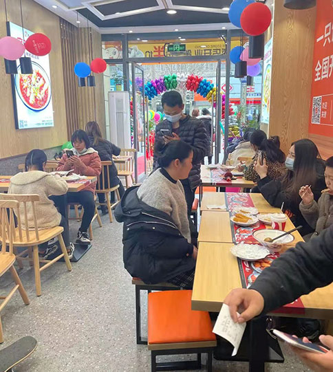 熱烈祝賀湖北仙桃如意餛飩加盟店盛大開業(yè)，預(yù)祝老板生意興??！